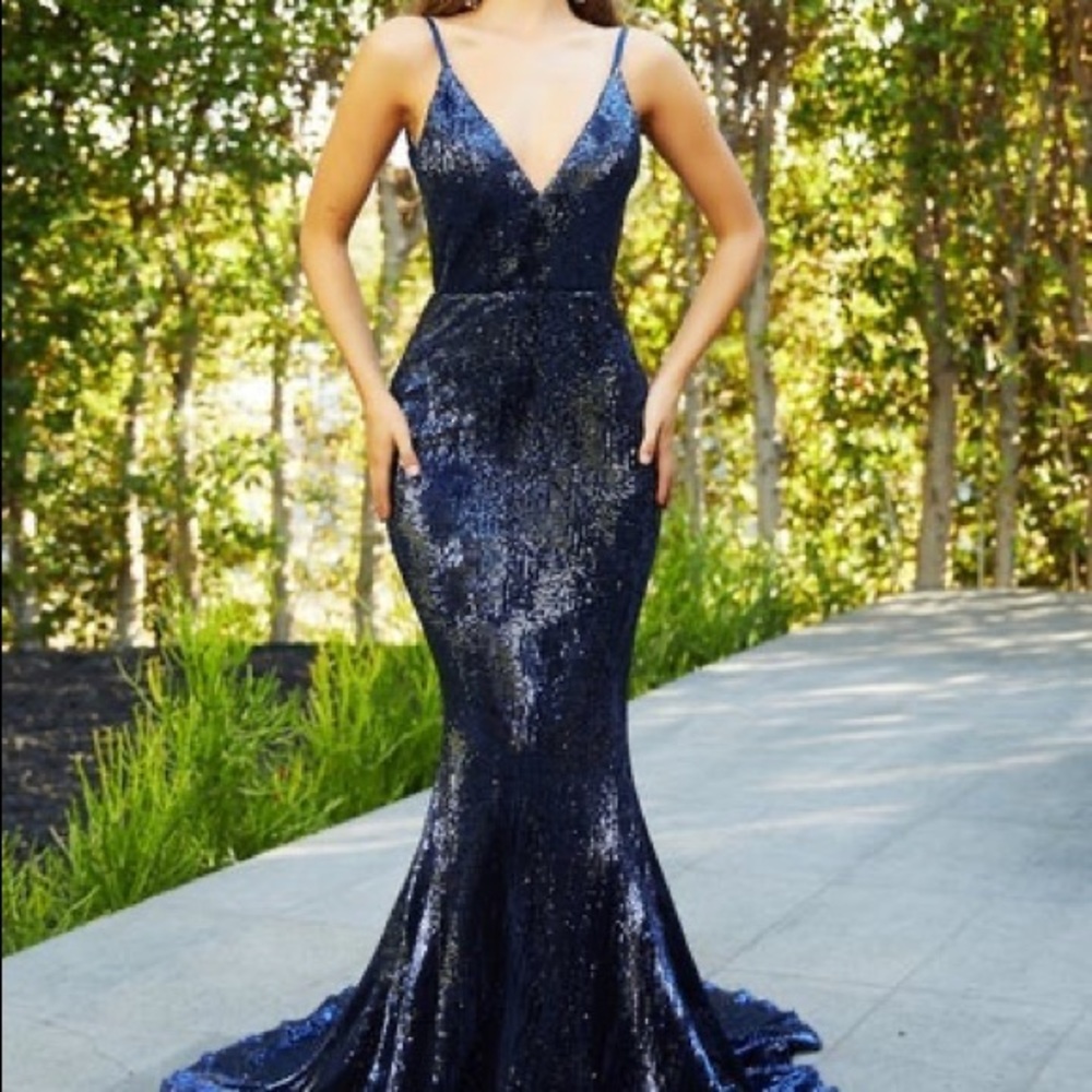 Portia & Scarlet NAVY low back prom/evening dress